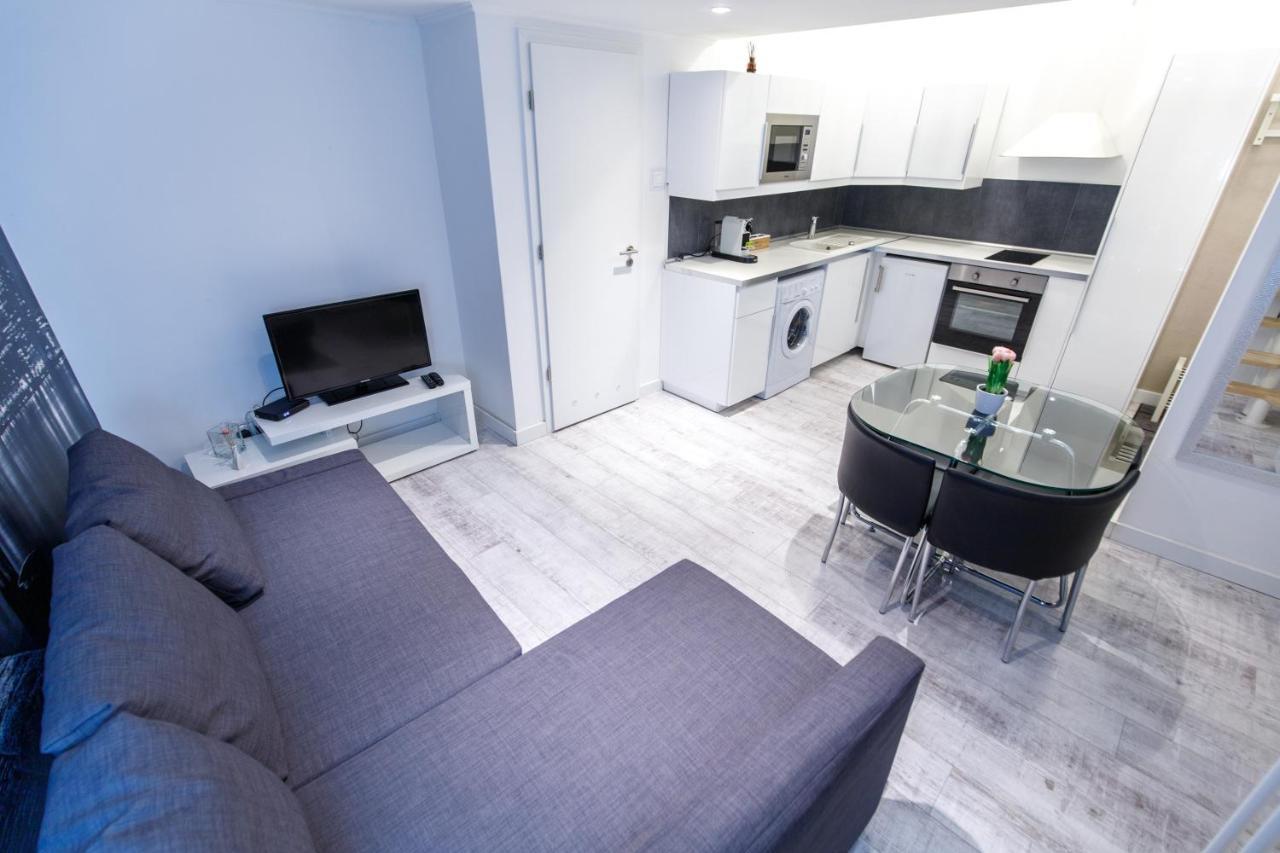 Sleek Minimalist Studio At Inner City بودابست المظهر الخارجي الصورة
