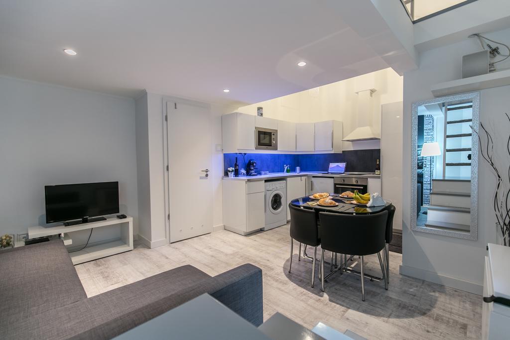 Sleek Minimalist Studio At Inner City بودابست المظهر الخارجي الصورة